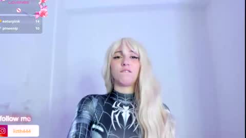 Snapshot of livemakio chatting on 12.28.24 Liz online show from 12.28.24