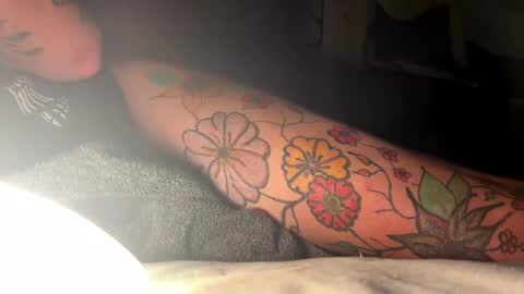 LivinLife online show from 12.16.25