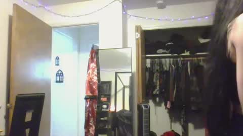 Liv Mirage online show from 01.13.25