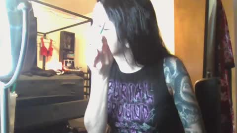 Liv Mirage online show from 09.25.25