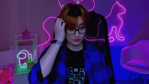 LixeLuna online show from 04.04.26