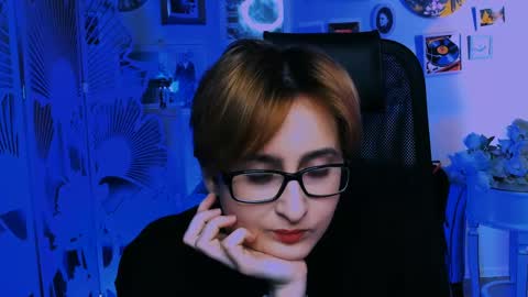 LixeLuna online show from 04.17.26