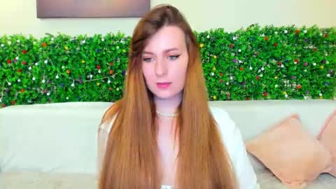Snapshot of liya_gorgeous chatting on 12.13.24 liya_gorgeous online show from 12.13.24