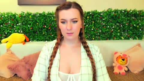 Snapshot of liya_gorgeous chatting on 12.22.24 liya_gorgeous online show from 12.22.24