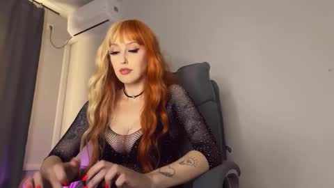 Snapshot of liya_ray chatting on 09.20.25 Liya Ray online show from 09.20.25