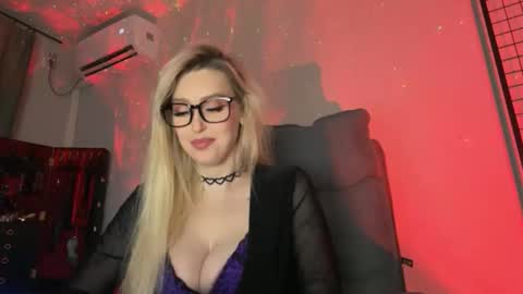 Liya Ray online show from 02.05.26