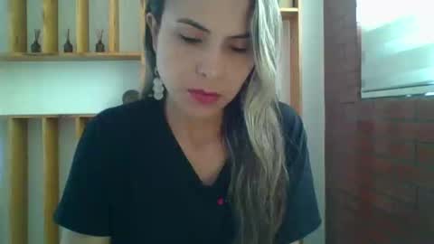 Snapshot of liz_28 chatting on 10.10.25 liz_28 online show from 10.10.25