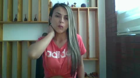 Snapshot of liz_28 chatting on 10.14.25 liz_28 online show from 10.14.25