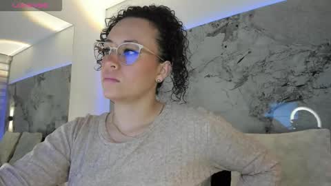 Liz  online show from 12.05.25