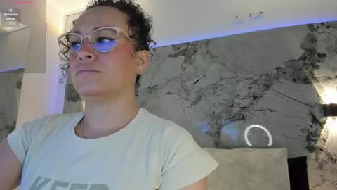 Liz  online show from 12.22.25