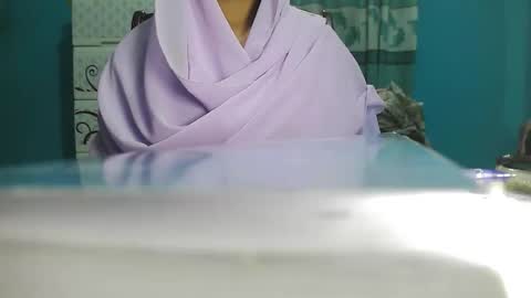 liza590865 online show from 11.28.25