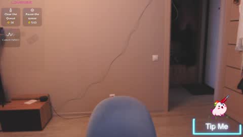 Liza Wet online show from 04.19.26