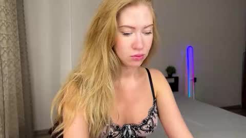 Liza online show from 10.19.25