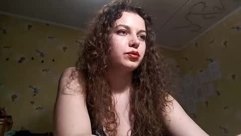 Molly online show from 04.13.26