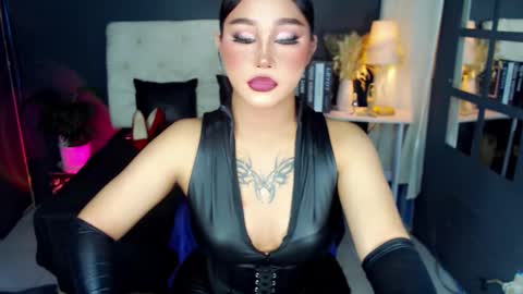 Liza online show from 12.22.24