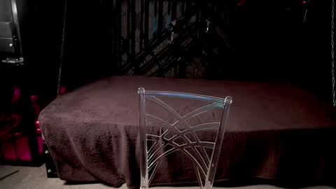 lizatiffanya_ online show from 04.16.26