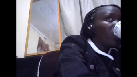 lizzie2020 online show from 05.31.26