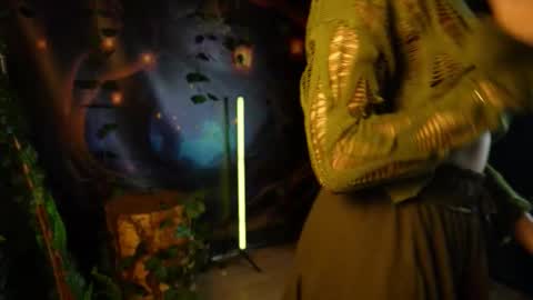 Elizabeth online show from 11.07.25