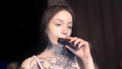 Snapshot of lizziesweety chatting on 12.12.24 liza liza liza online show from 12.12.24