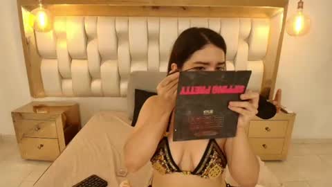 LIZZY RAVEN online show from 07.01.26