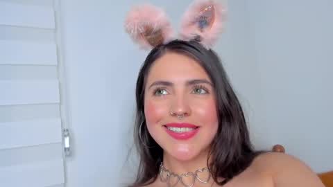 Llanna online show from 02.14.25