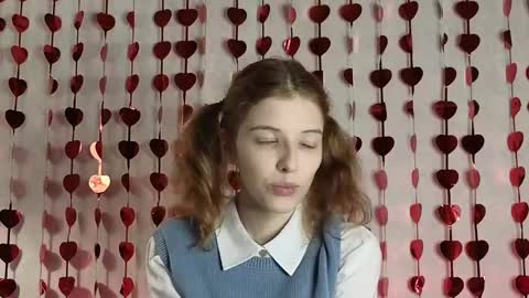 Lesly online show from 02.13.25