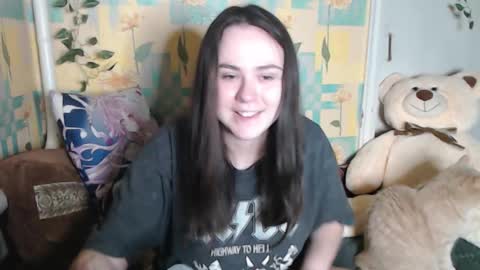 Snapshot of llevella chatting on 12.21.25 Sevy online show from 12.21.25