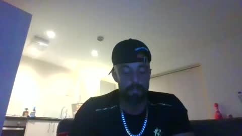 Leon online show from 12.10.24