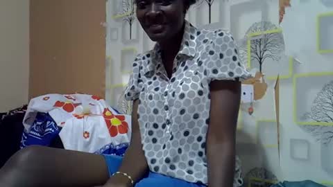 Snapshot of llyfre chatting on 11.03.25 valentine online show from 11.03.25