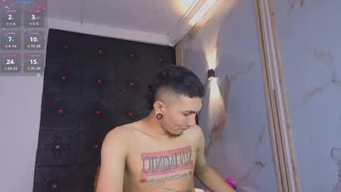 logan_and_rachel online show from 04.11.26