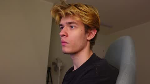 LOGAN FRASER online show from 11.22.25