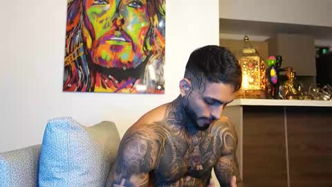 logan_hugh8 online show from 09.15.25