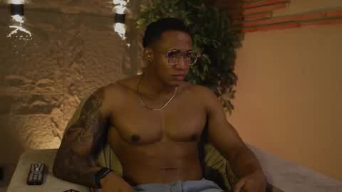 logan_varela online show from 10.17.25