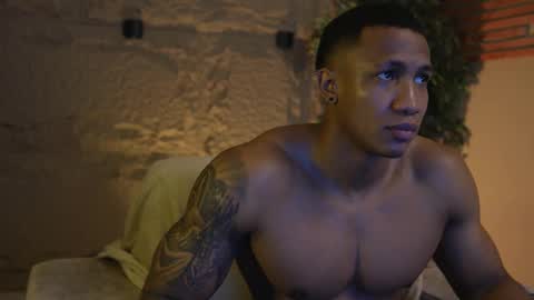 logan_varela online show from 10.19.25