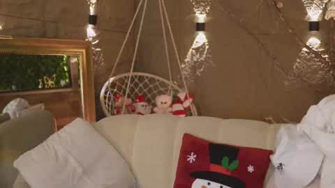 logan_varela online show from 11.30.25