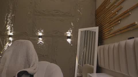 logan_varela online show from 04.09.26