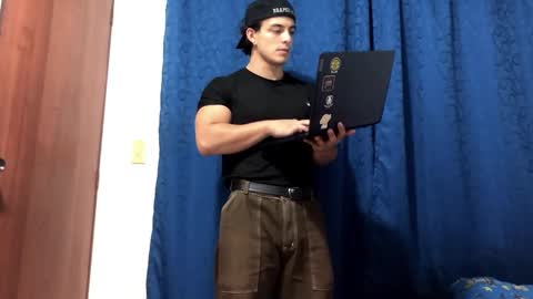 Snapshot of logan_x3 chatting on 12.15.24 Logan online show from 12.15.24