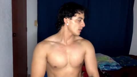 Snapshot of logan_x3 chatting on 03.08.25 Logan online show from 03.08.25