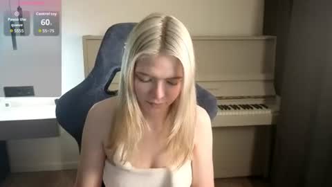 Snapshot of logandrive chatting on 08.06.26 Logan and Katana online show from 08.06.26