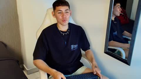 Loganfoster  online show from 01.07.26