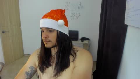 Snapshot of loganhot22 chatting on 12.23.24 Logan online show from 12.23.24