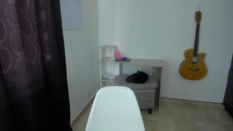 Snapshot of loganhot22 chatting on 01.28.25 Logan online show from 01.28.25