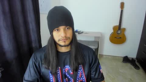 Snapshot of loganhot22 chatting on 01.30.25 Logan online show from 01.30.25