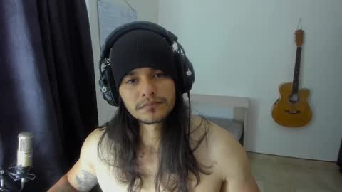 Snapshot of loganhot22 chatting on 03.03.25 Logan online show from 03.03.25