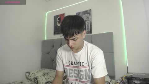 Snapshot of loganjhonson19 chatting on 01.06.26 loganjhonson19 online show from 01.06.26