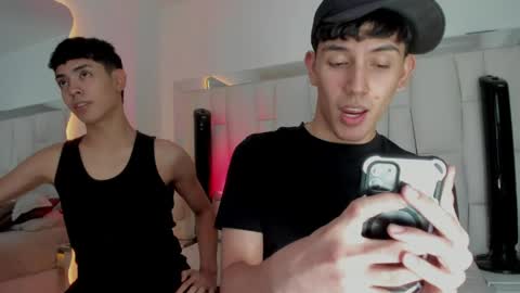 logantwink18 online show from 04.24.26