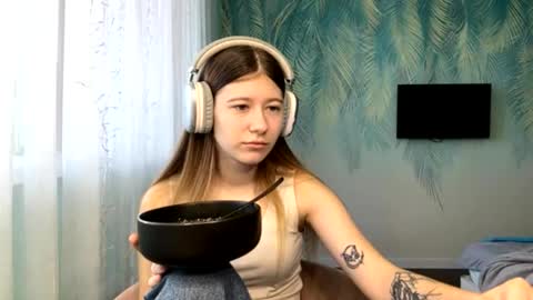 Kate online show from 04.04.26