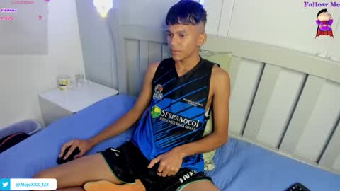 LOUIS online show from 11.27.25