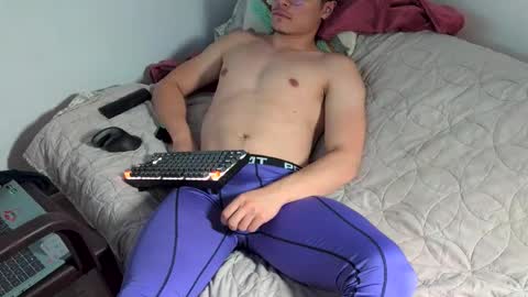 Snapshot of loitonon chatting on 10.27.25 WindMaster whole online show from 10.27.25