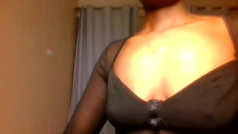 Snapshot of lola_allure chatting on 05.19.26 lola_allure online show from 05.19.26